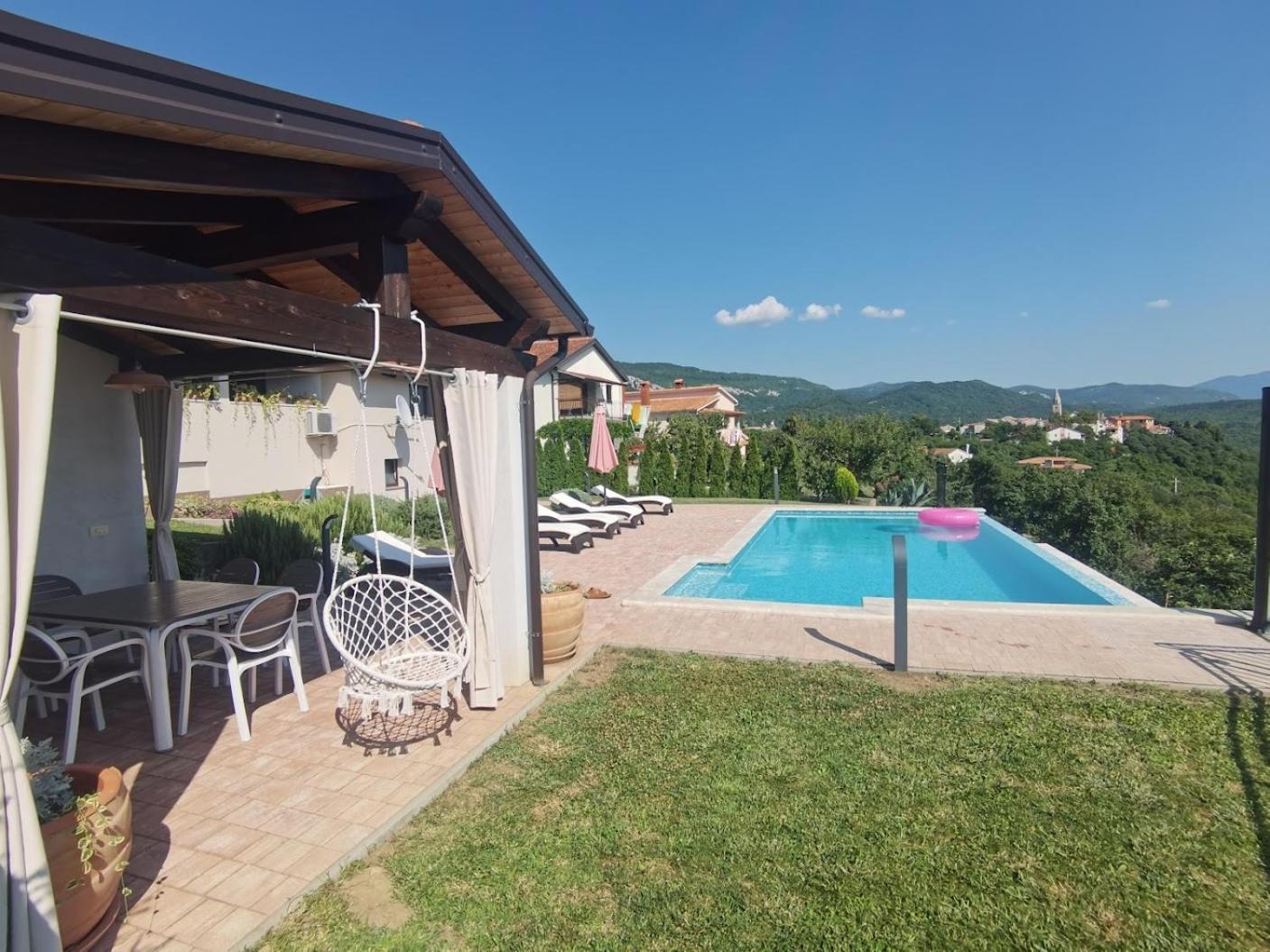Home Andrea With Infinity Salty Pool Roc Exterior photo